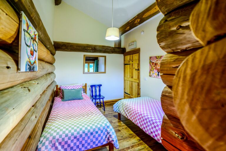 Log Cabins Holidays